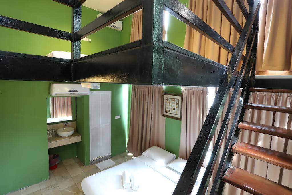 New Town Hotel Usj Sentral Subang Jaya Buitenkant foto